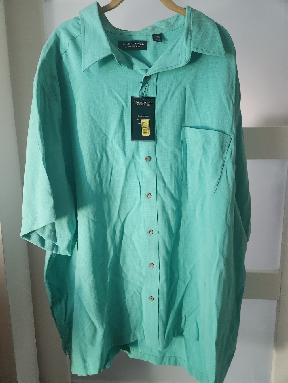 Roundtree & Yorke Men's Short-Sleeve Button-Up Shirt in Mint